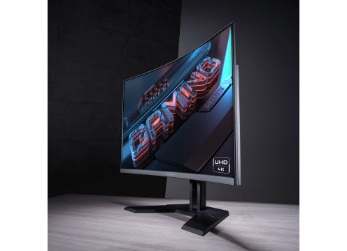 מסך גיימינג קעור GIGABYTE 31.5" M32UC SS VA UHD 144HZ 1MS