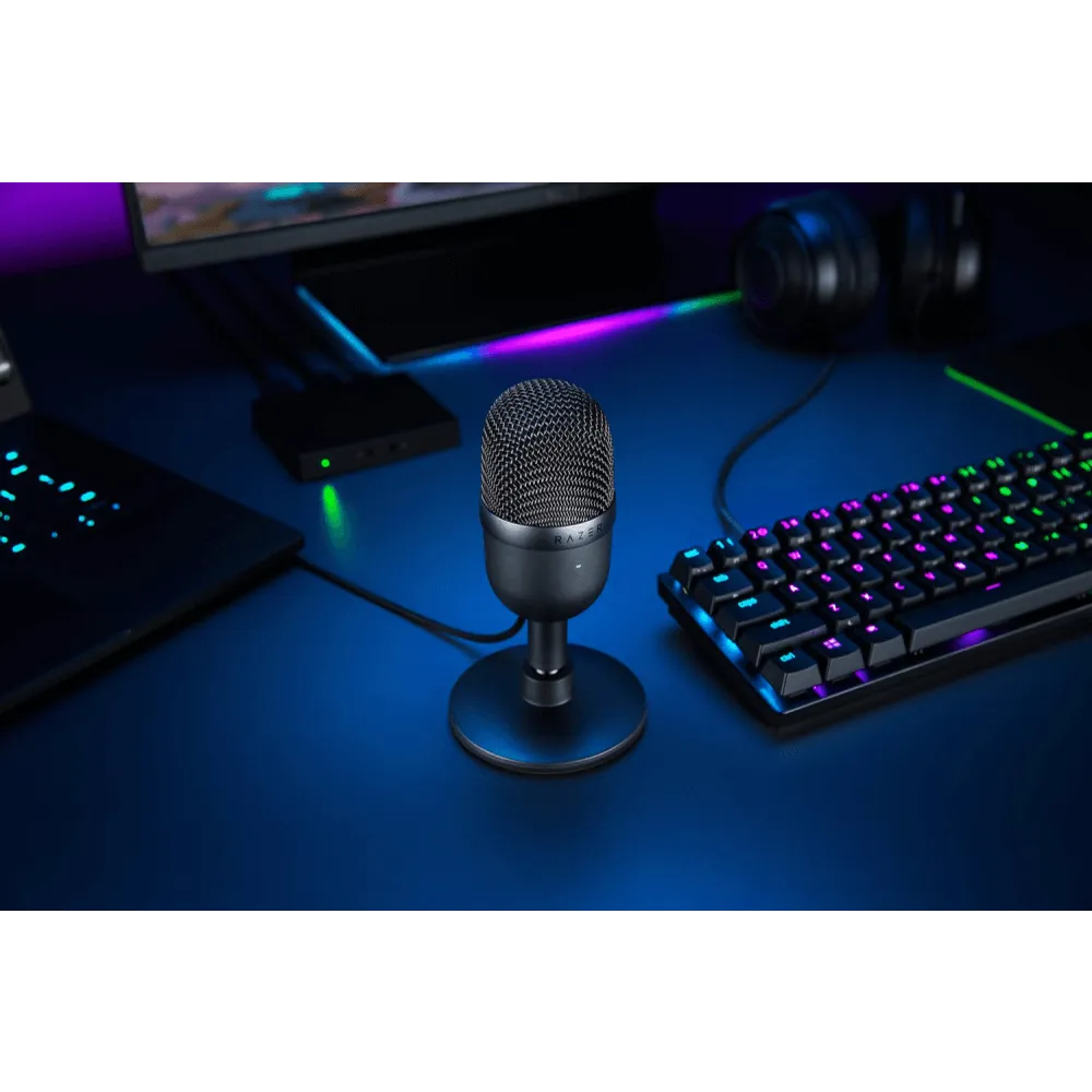 מיקרופון בצבע לבן מבית RAZER דגם SEIREN MINI MERCU