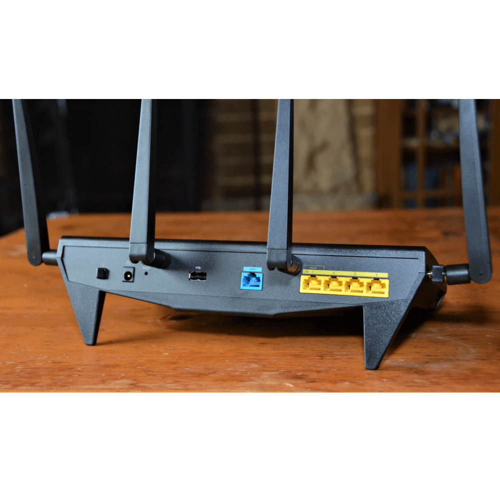 נתב דגם MR2200ac מבית SYNOLOGY