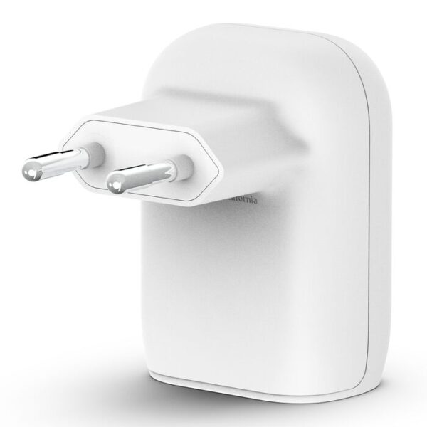  מטען קיר כפול Belkin Boost Charge Wall Charger 32W צבע לבן Belkin Wall Charger 
