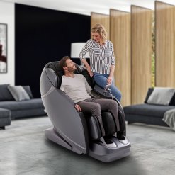  כורסת עיסוי מדגם SKYLINER II מבית CASADA – חווית עיסוי שלא הכרתם 