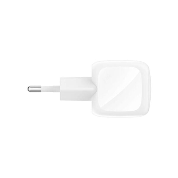  מטען קיר קומפקטי Belkin BoostCharge USB-C 30W + כבל belkin WCA008kq1MWH-B5 