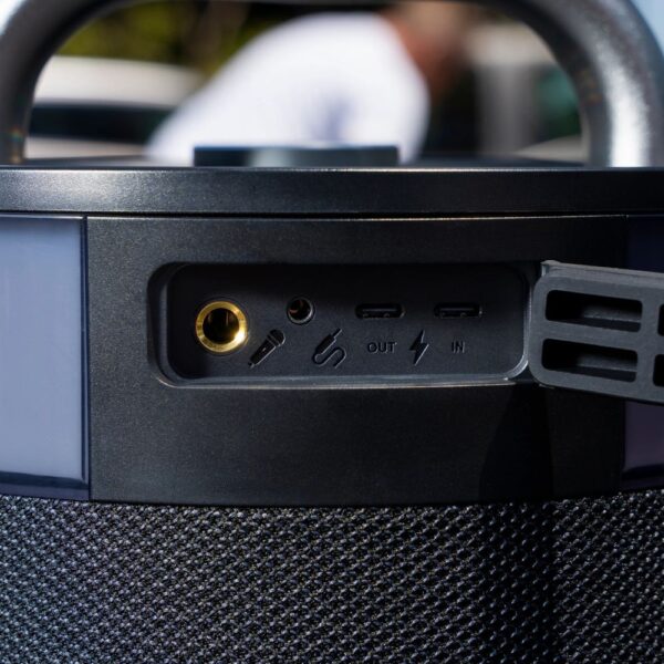  רמקול נייד עוצמתי JLab Epic Party Bluetooth הספק 100W סאונד 360° ותאורת RGB 