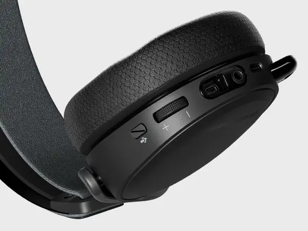  אוזניות גיימינג אלחוטיות צבע שחור Steelseries Arctis 7+ 