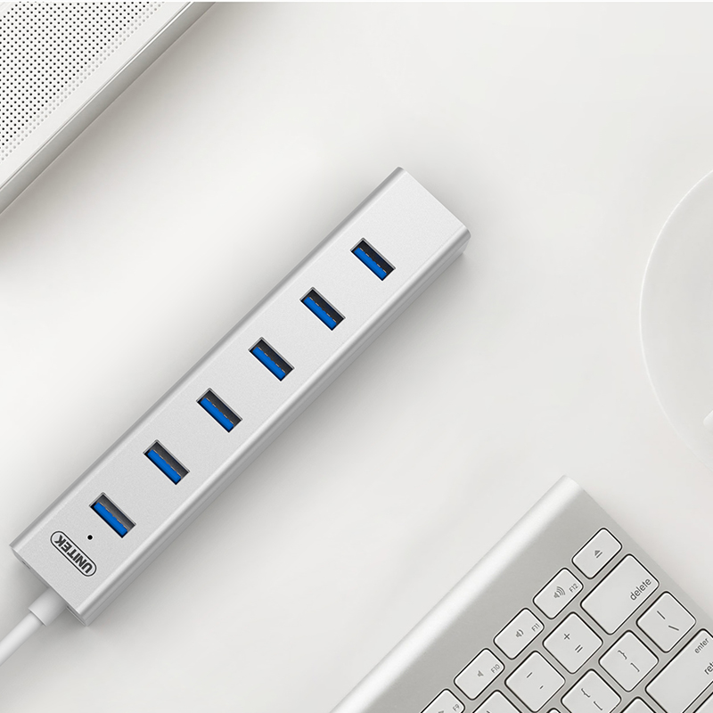 Y-3090 - מפצל ל-7 פורט USB 3.0 עשוי אלומיניום 
