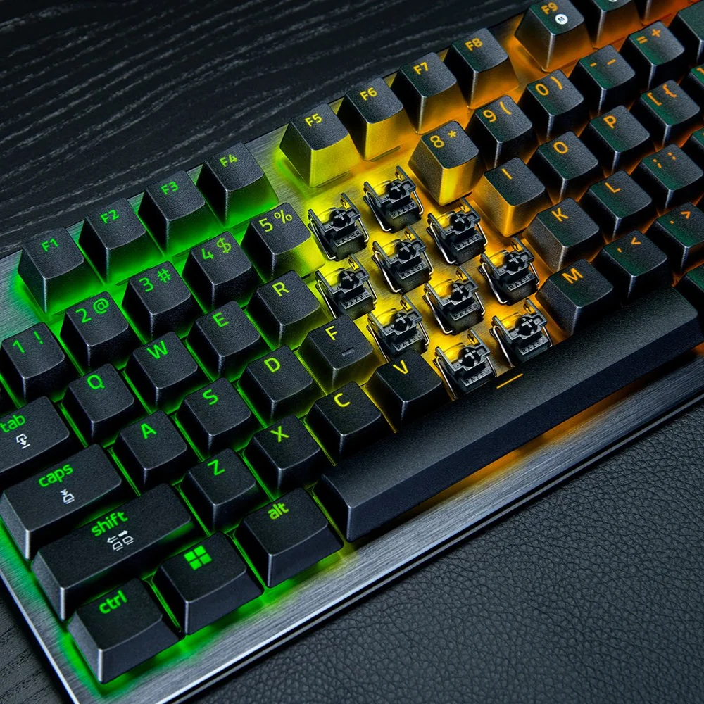 מקלדת גיימינג דגם Huntsman V3 Pro 8KHz מבית Razer