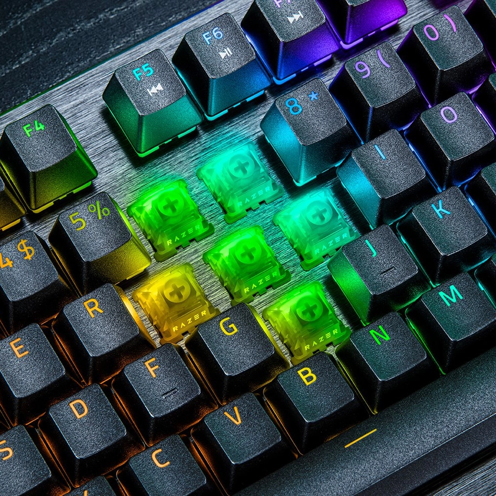 מקלדת גיימינג מכנית דגם Huntsman V3 HE Magnetic Tenkeyless 8KHz מבית Razer
