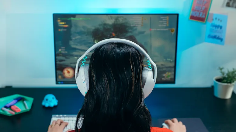 אוזניות אלחוטיות דגם G321 בצבע לבן מבית LOGITECH
