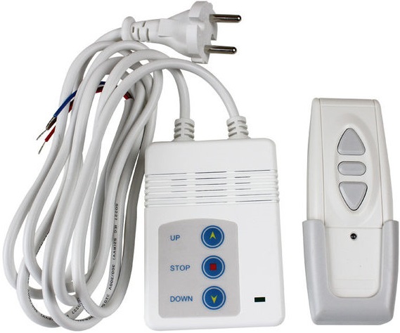  שלט IR למסכי הקרנה חשמליים SinoScreen 