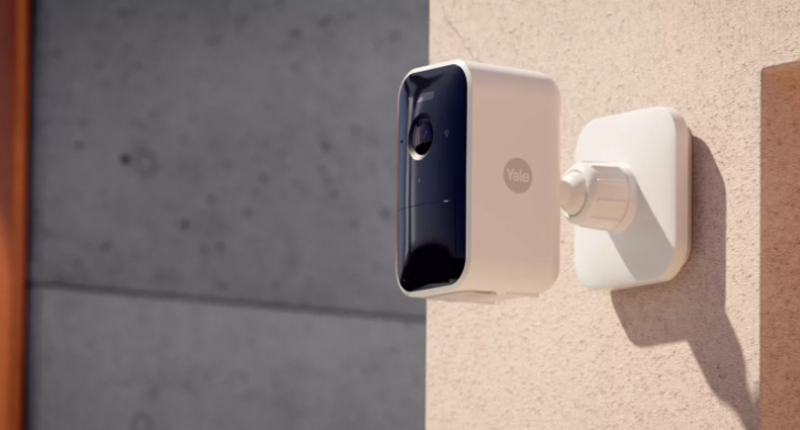 מצלמה חיצונית נטענת חכמה

